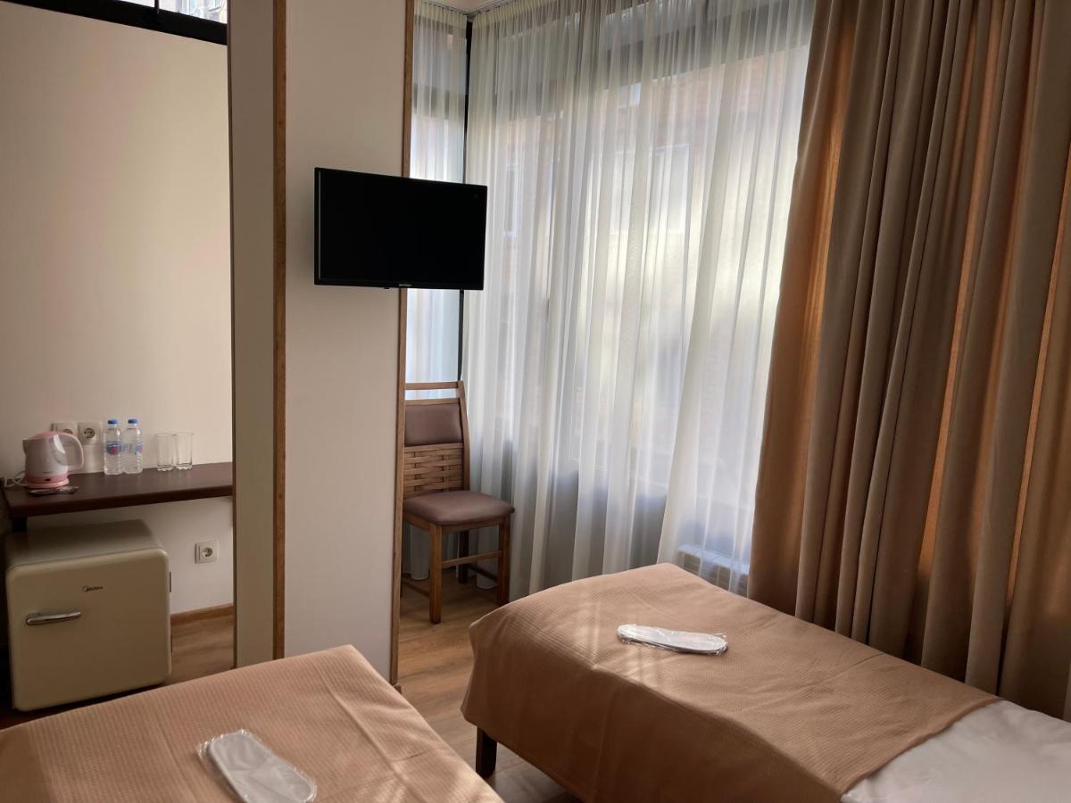 Art Family Hotel Tbilisi Bilik gambar
