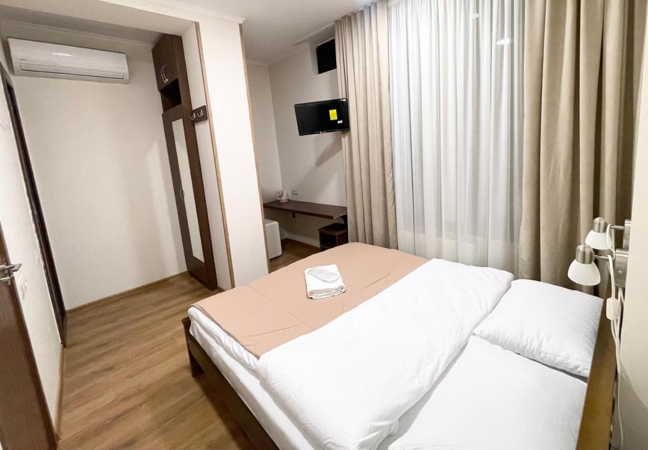 Art Family Hotel Tbilisi Luaran gambar